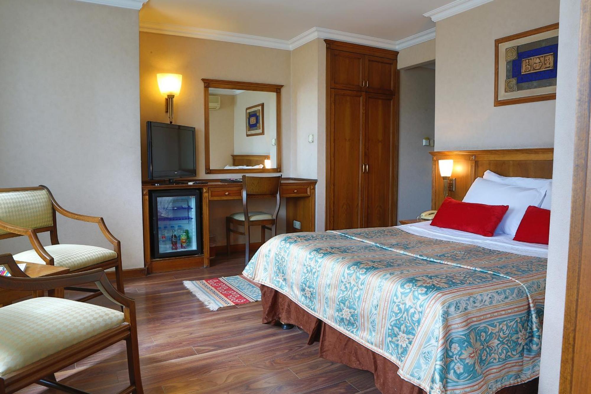Elit Palas Hotel Ankara Extérieur photo